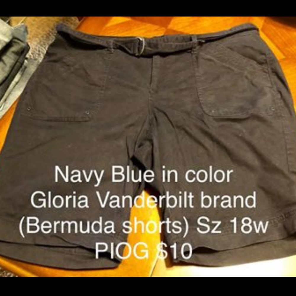 Gloria Vanderbilt Bermuda Shorts